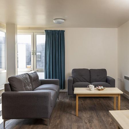 Burley Road Aparthotel Leeds  Exterior foto