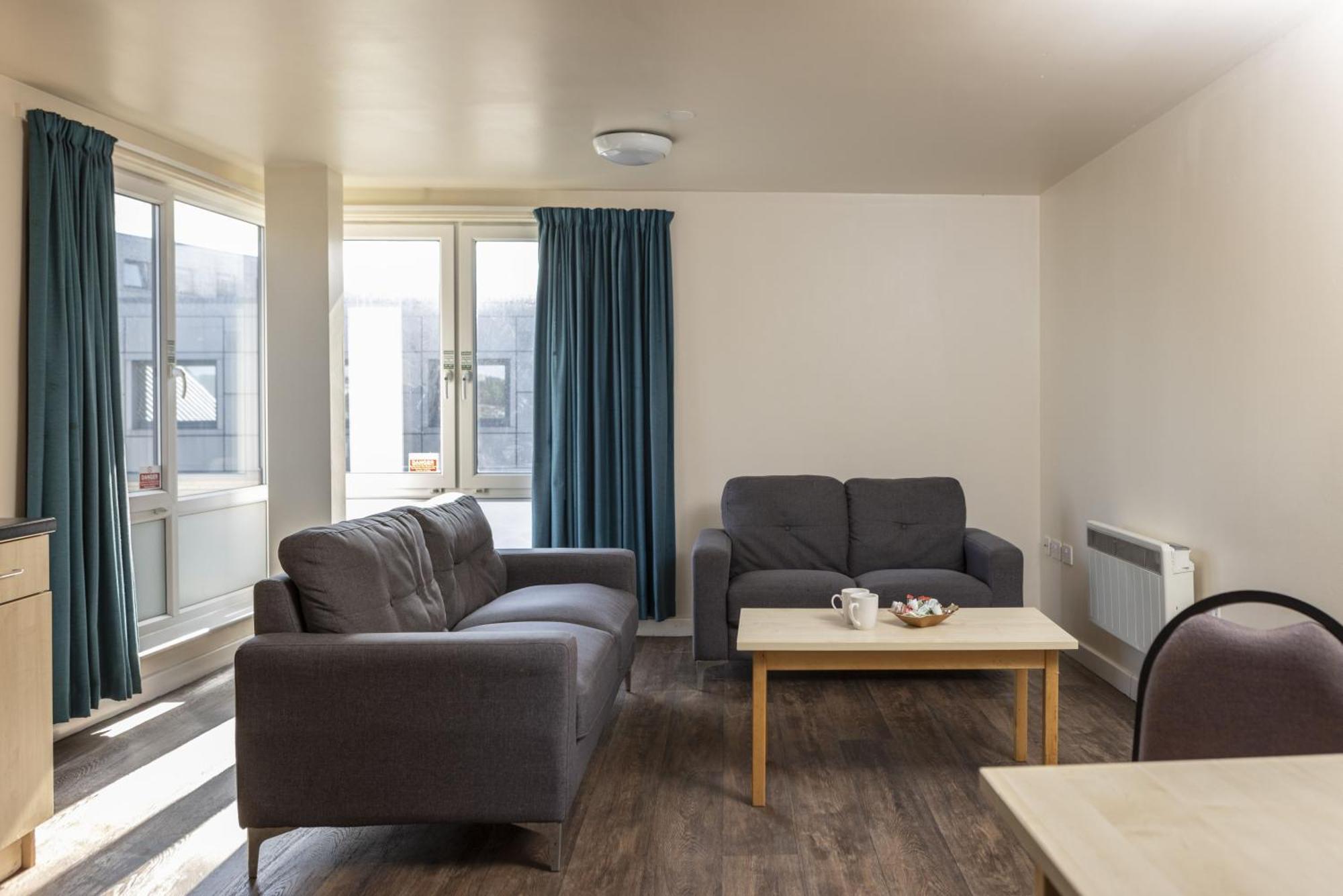Burley Road Aparthotel Leeds  Exterior foto